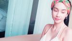Liburannya Putri Juby, Mantan Model Dewasa yang Dekat Dengan Delon
