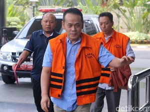 Membuncah Kritik ke MA Saat Bawa-bawa Kedermawanan Fahmi Darmawansyah
