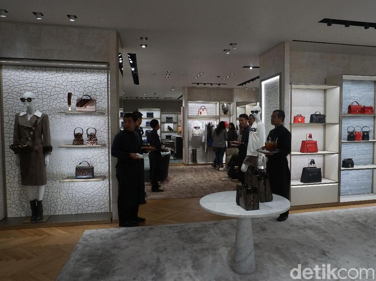 Lebih Chic Ini Wajah Baru Butik Fendi di Plaza Indonesia