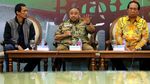 Saat Aboe Bakar Al-Habsyi dan Anton Sihombing Berdiskusi di DPR