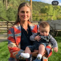 Lauren Bush telah menikah. Ia dinikahi oleh putra dari desainer Ralph Lauren, David Lauren di 2011. Foto: Instagram (@laurenblauren)