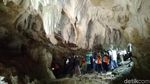 Foto: Gua yang Konon Tak Berujung di Ciamis
