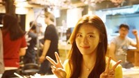 Pemilik nama lengkap Jeon Hae-rim ini lahir di Seoul pada 28 Juni 1978. Ia sudah dikenal sejak tahun 2000 dengan meraih penghargaan sebagai aktris pendatang baru terbaik di Grand Bell Awards lewat aktingnya di Truth Game. Foto: Instagram hajiwon1023
