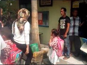 PAUD di Jakbar Digusur Saat Jam Belajar, Anies Copot Camat Tamansari