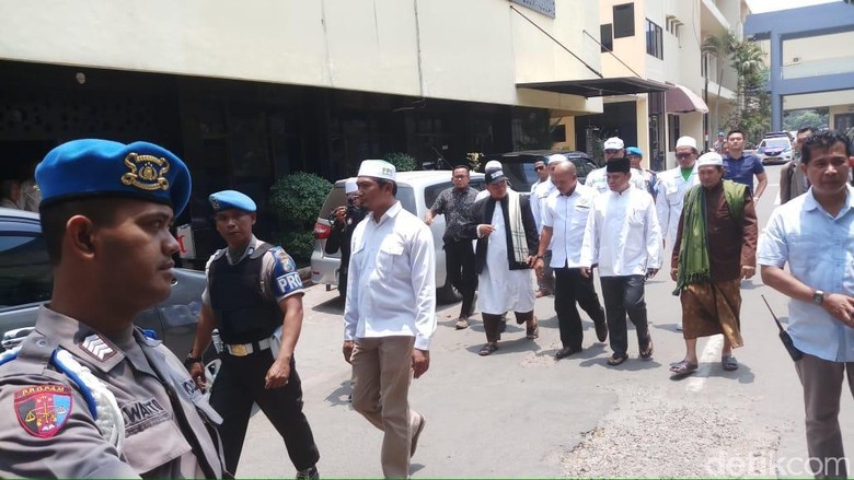 Videonya Diduga Hina NU, Gus Nur Diperiksa Jadi Saksi Videonya Diduga Hina NU, Gus Nur Diperiksa Jadi Saksi