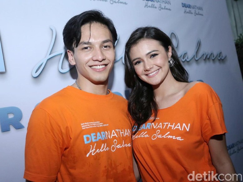 Foto: Jefri Nichol dan Amanda Rawles (Hanif Hawari/detikHOT) Foto: Jefri Nichol dan Amanda Rawles (Hanif Hawari/detikHOT)