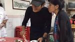 Raditya Dika dan Deddy Corbuzier Hidup Minimalis, Tiru Chow Yun Fat?