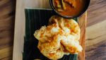 Nyamm! 10 Roti Canai Gurih dengan Kuah Kari Kental yang Lezat