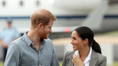 Potret Romantis Pangeran Harry-Meghan Markle Saat Tur Kerajaan