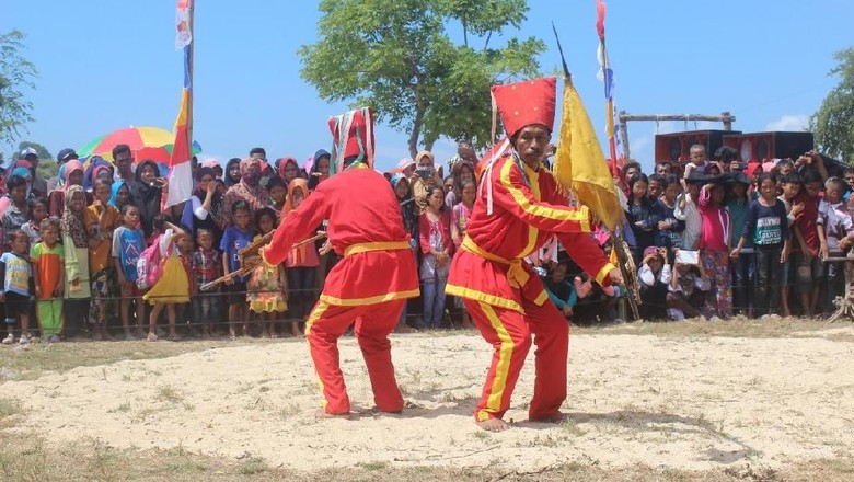 Festival Budaya di Bima (dok. Dinas Pariwisata Bima) Festival Budaya di Bima (dok. Dinas Pariwisata Bima)
