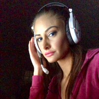 Ia adalah salah satu gamer dan twitch streamer paling terkenal. Wanita ini juga seorang model. Tak heran memang melihat wajahnya yang cantik dan tubuh langsing. Foto: Instagram @xylexidc  