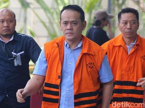 Suami Inneke Jalani Sidang Perdana Kasus Suap eks Kalapas Sukamiskin
