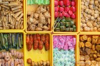Berburu Kuih-kuih Tradisional Malaysia di 5 Tempat Ini 