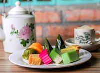 Berburu Kuih-kuih Tradisional Malaysia di 5 Tempat Ini