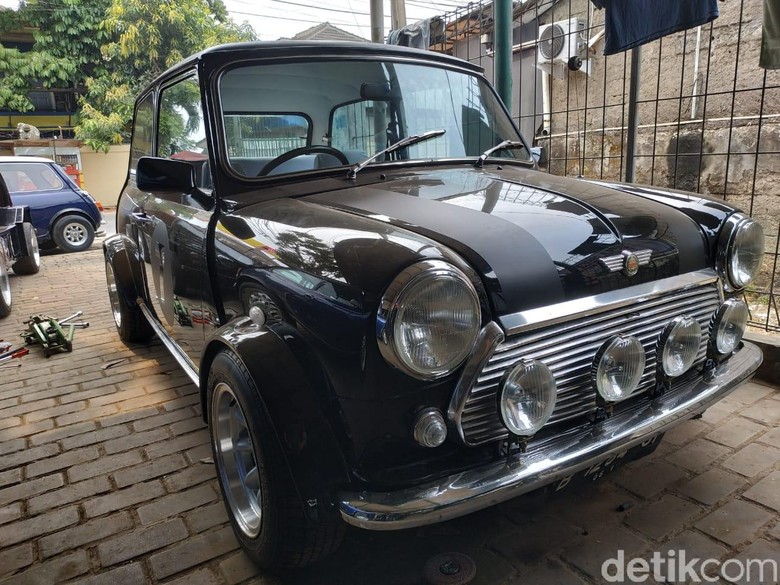 QQ Mini Morris, Bengkel Spesialis Mobil Mr. Bean. Foto: Ridwan Arifin QQ Mini Morris, Bengkel Spesialis Mobil Mr. Bean. Foto: Ridwan Arifin