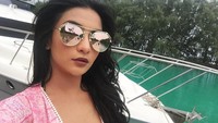 Tak melulu Bali, Siva juga mencari pantai hingga ke Kepulauan Seribu di Jakarta Utara (sivaapriliareal/Instagram)