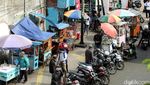 Terlalu! Saat Pedestrian untuk Difabel Jadi Lapak Pedagang Kaki Lima