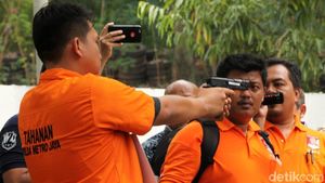 Detik-detik Peluru Nyasar ke DPR Direkonstruksi