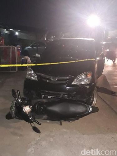 Tim Satreskrim Polres Tangsel menangkap komplotan perampok toko sembako