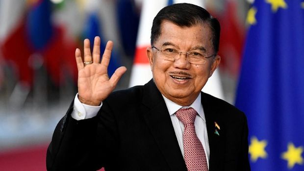Jusuf Kalla mengatakan Erick Thohir merupakan sosok yang cocok untuk menjadi Ketua Umum PSSI. (