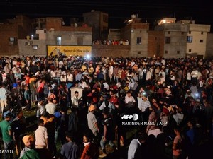 Video: Kereta Tabrak Kerumunan Orang di India, 59 Tewas