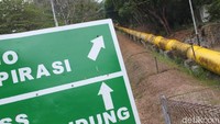 Maka tidah heran, kawasan Braga di pusat Kota Bandung menjadi salah satu kawasan yang sudah teraliri listrik pada 1920-an. Kawasan Braga yang pada abad 18 hanya berfungsi sebagai jalur pedati, mulai bertransformasi menjadi deretan pertokoan elit ala Eropa. Kawasan tersebut pun menjelma sebagai tempat pelesiran dan berbelanja kaum bangsawan kala itu.
