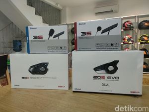 Alat Komunikasi Pemotor dari Ratusan Ribu Sampai Rp 9,5 Juta