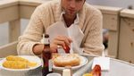 Robert Pattinson, si Vampire Tampan yang Suka makan Es Krim dan Lobster