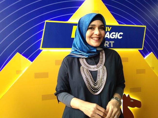 Lula Kamal telah membintangi banyak film dan model iklan. Tak hanya itu, Lula Kamal juga merupakan seorang dokter yang aktif di kegiatan sosial, serta merupakan seorang mantan penyiar radio Foto: Yuni Ayu Amida