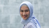 Melody eks JKT48 semakin terlihat dewasa usai mengenakan hijab. Foto: Rifkianto Nugroho/detikHOT