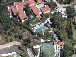 Bikin Ngiler, Koleksi Harta Mendiang Pendiri Microsoft