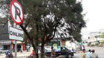 Ojol Mangkal di Depan Stasiun Bekasi Ditertibkan