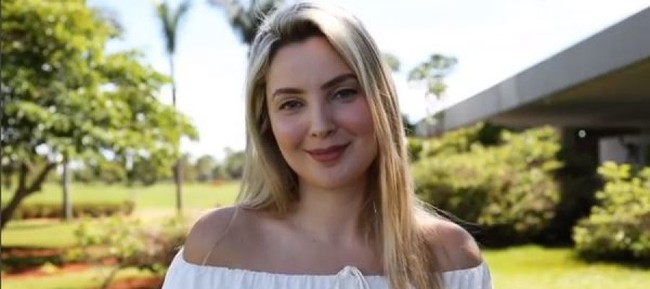 Marcela dinikahi Michel Temer pada 26 Juli 2003 saat usianya baru 20 tahun. Saat itu Michel berstatus sebagai duda dan umurnya pun 43 tahun lebih tua dari Marcela. Foto: Dok. Instagram @marcelatemer