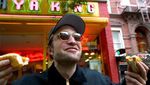 Robert Pattinson, si Vampire Tampan yang Suka makan Es Krim dan Lobster