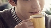 Melihat kemampuan aktingnya, tawaran membintangi serial drama pun diterima olehnya. Ia akhirnya berakting dalam serial drama yang populer seperti The Heirs bersama Lee Min Ho dan Park Shin Hye. Foto: Instagram lovers_asianfans