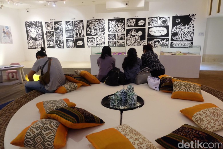 Terinspirasi Pos Siskamling, Joshua Simandjuntak Pamer Karya di ICAD 2018 Terinspirasi Pos Siskamling, Joshua Simandjuntak Pamer Karya di ICAD 2018