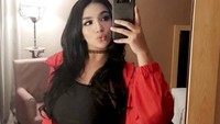 Namun banyak yang salah fokus kala melihat keseksian Siva Aprilia. Dok. Instagram/sivaapriliareal