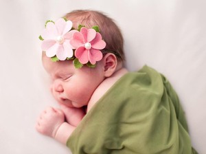 10 Nama Bayi Perempuan Populer Sepanjang Tahun 2018