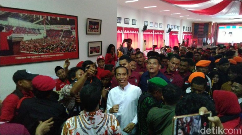 Jokowi Waspadai 4 Isu ini Jelang Pilpres 2019 Jokowi Waspadai 4 Isu ini Jelang Pilpres 2019