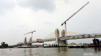 Rencananya, Presiden Joko Widodo (Jokowi) akan meresmikan Jembatan Musi IV November nanti. Kepala BBBPJN Wilayah V Kementerian PUPR, Ki Agus Syaiful Anwar menyebut Jembatan mulai dikerjakan pada 2016. Untuk dananya sendiri diperkirakan ada sekitar Rp 553 miliar.