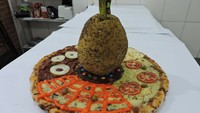 Wah, lagi lagi bertopping buah. Tapi kali ini memakai buah nangka!  Foto: Facebook pizzariabatepapo