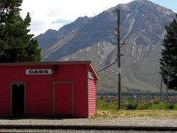 Potret Mengejutkan Mereka yang Menjadi Terkecil di Dunia