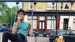 Berbodi Kekar, Model Spanyol Jon Kortajarena Ternyata Suka Es Krim