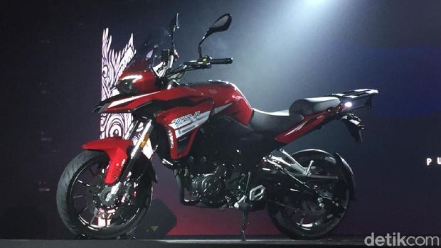 Benelli TRK 251