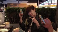 Jong Suk lahir di Hangul, Korea Selatan pada 14 September 1989. Ia seusia sahabatnya, Kim Woo Bin. Hanya saja Jong Suk sudah lebih dulu terjun ke dunia hiburan Korea. Foto: Instagram jongsuk0206