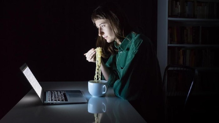 Sahur Cuma dengan Mie Instan, Ini Efek yang Dapat Terjadi pada Tubuh Sahur Cuma dengan Mie Instan, Ini Efek yang Dapat Terjadi pada Tubuh