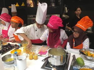 Aksi Seru Anak-anak Saat Jadi Chef