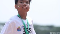 Dalam lomba lari ini mereka sangat semangat. (Rifkianto Nugroho/detikHealth)
