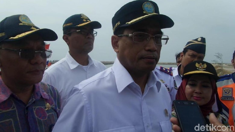 Menhub Janjikan Permudah Syarat Sertifikasi Pas Kapal Nelayan Menhub Janjikan Permudah Syarat Sertifikasi Pas Kapal Nelayan