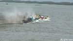 Foto: Seru! Balapan Perahu Nelayan Tradisional Maros